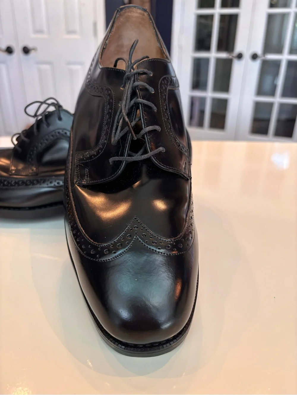 Johnston & Murphy Men's Black Leather Wingtip Dress Shoes